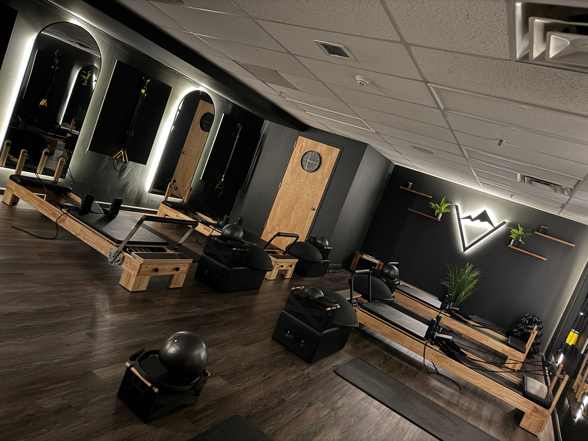 Nano Pro Lite Pilates Reformer RE002 Solid Oak Wood Pilates Machine with 5 Resistance Springs