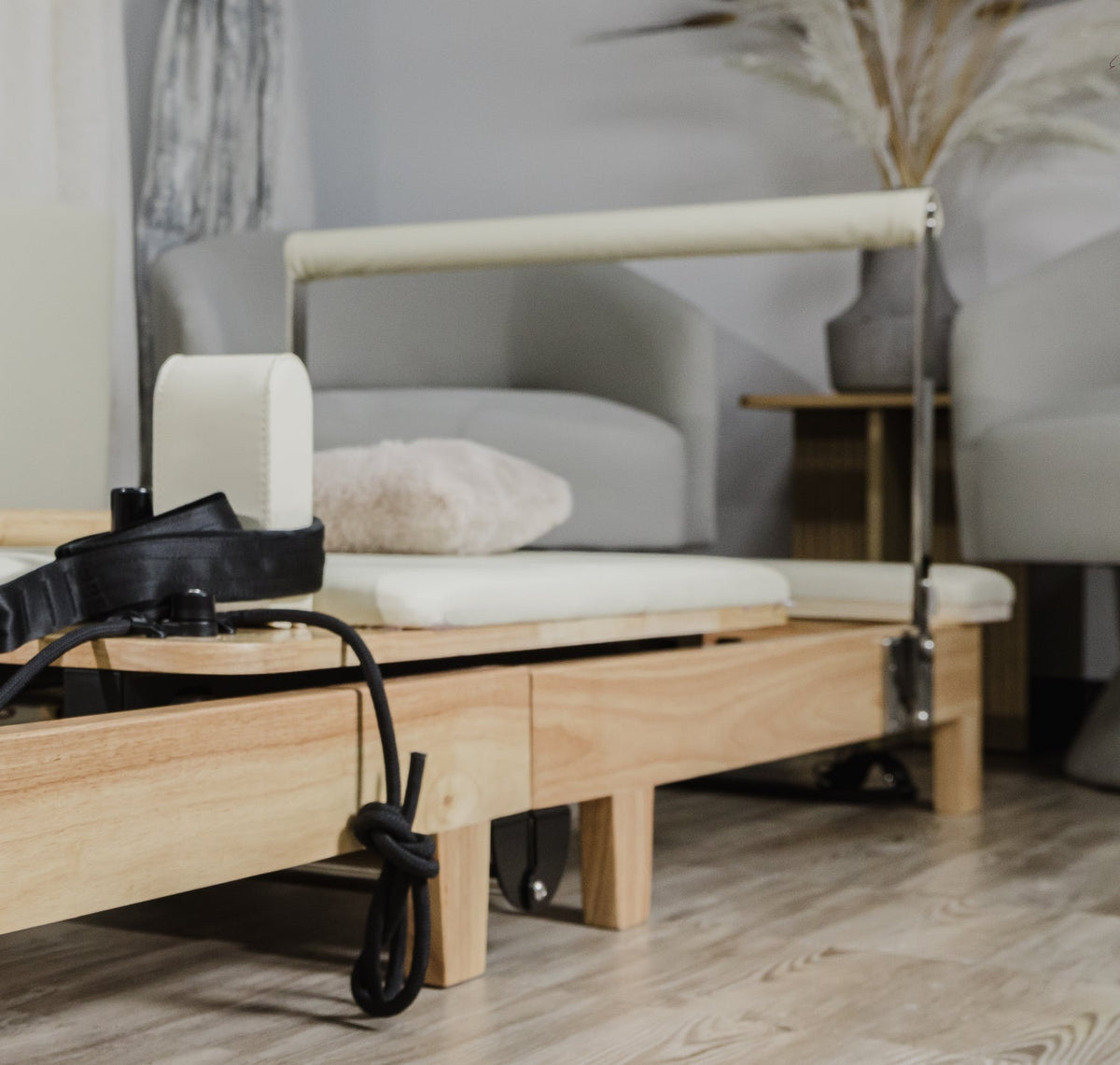 Nour 2.0 Foldable Home Pilates Reformer in Solid Oak Wood with 5 Springs and Jumpboard